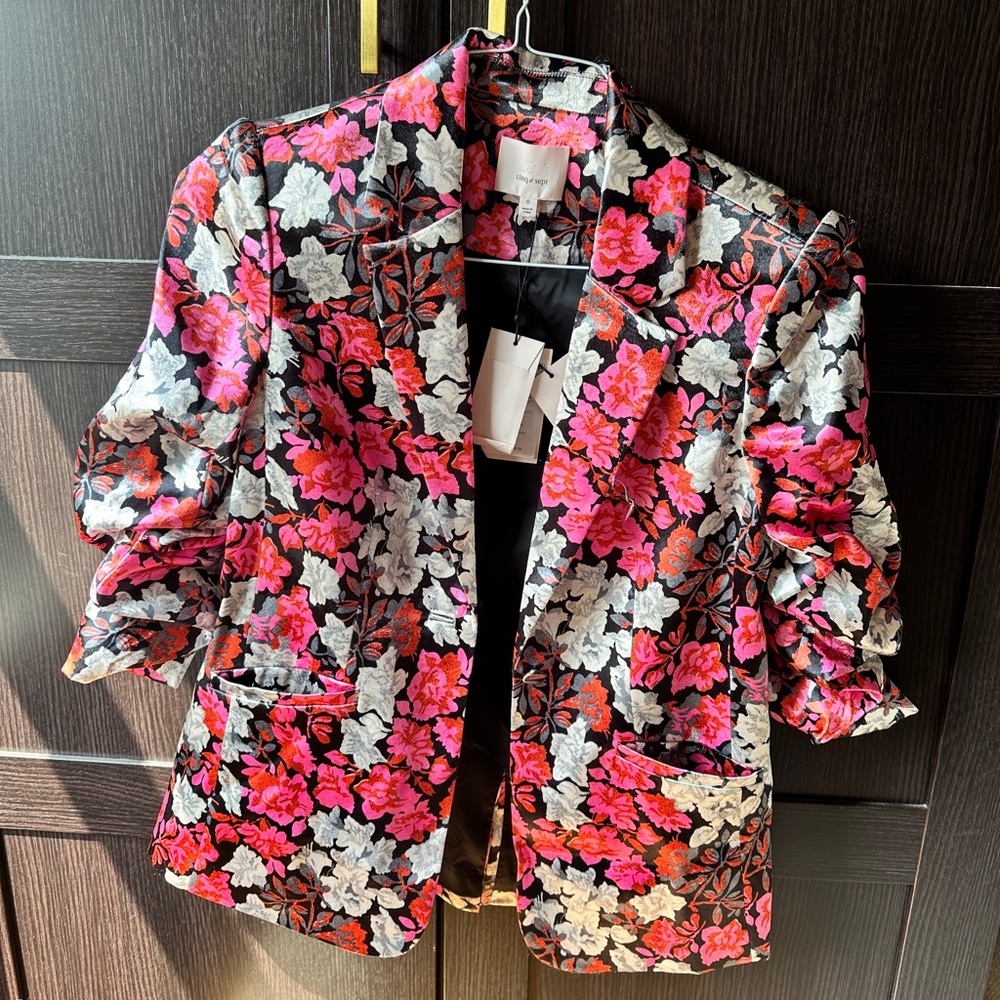 NWT Cinq a sept size 0 silk floral blazer